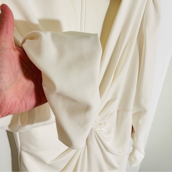 NEW Tadashi Shoji Sabine Plunge V-Neck Twist-Front Long-Sleeve Mini Dress White - Picture 8 of 12